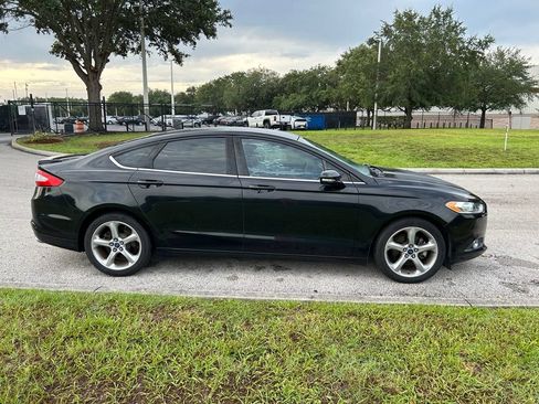 Used 2015 Ford Fusion SE w/ Equipment Group 201A FWD image 7