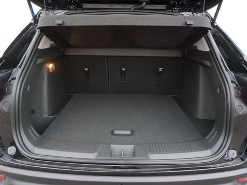 New 2026 Chevrolet Trax LT image 24