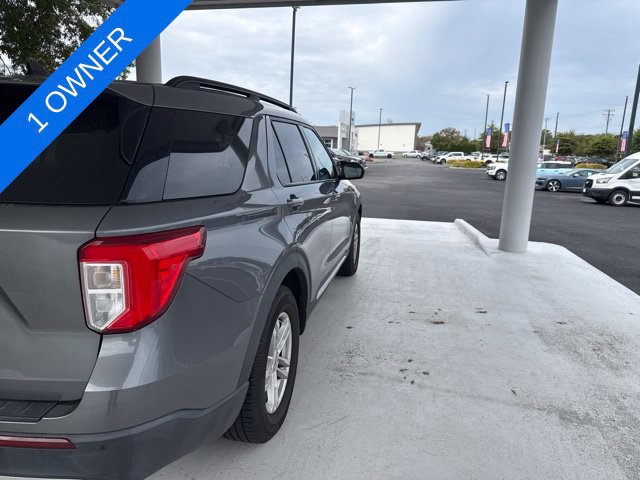 Used 2021 Ford Explorer XLT w/ Equipment Group 202A RWD image 3