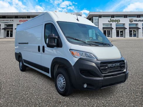 Used 2025 RAM ProMaster 3500 w/ Convenience Group FWD image 2