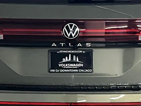 New 2026 Volkswagen Atlas Peak Edition AWD/4WD image 36