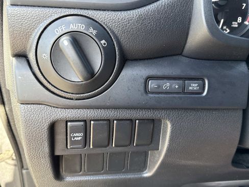 Used 2021 Nissan Titan S w/ S Utility Package image 29