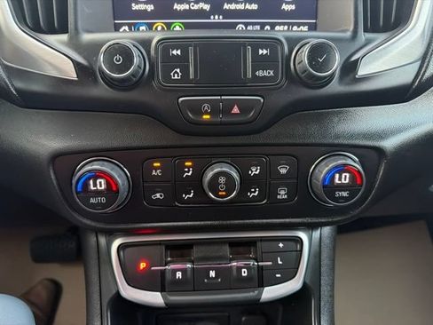 Certified 2024 GMC Terrain SLT w/ Elevation Edition FWD image 22