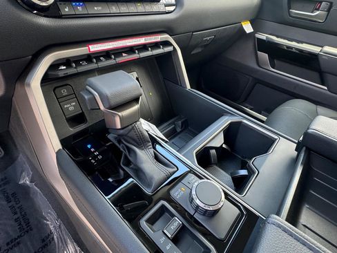 New 2026 Toyota Tundra Limited AWD/4WD image 23