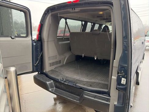 Used 2014 Chevrolet Express 3500 LS image 22