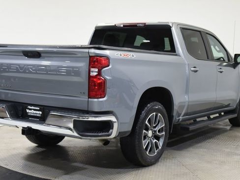 Used 2024 Chevrolet Silverado 1500 LT AWD/4WD image 14