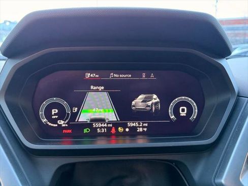 Certified 2023 Audi Q4 e-tron Premium Plus w/ Premium Plus RWD image 25