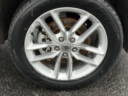 Used 2023 Dodge Durango GT image 9