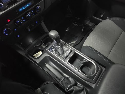 Used 2023 Toyota Tacoma TRD Sport image 26