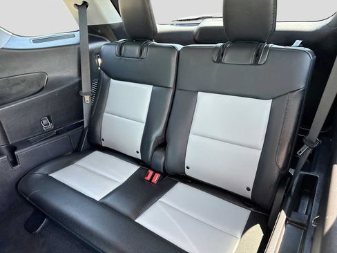 Used 2022 Ford Explorer XLT w/ Equipment Group 202A AWD/4WD image 20