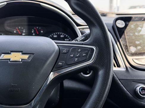 Used 2024 Chevrolet Malibu LT FWD image 18
