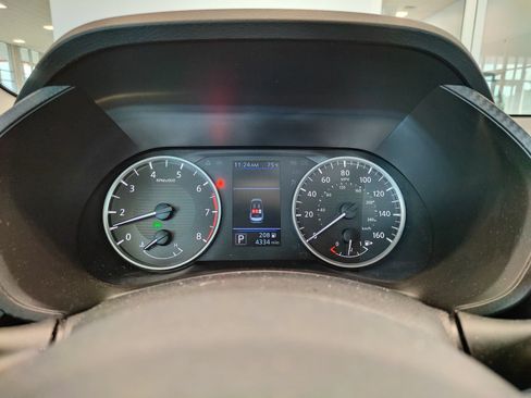 Used 2025 Nissan Sentra S FWD image 12
