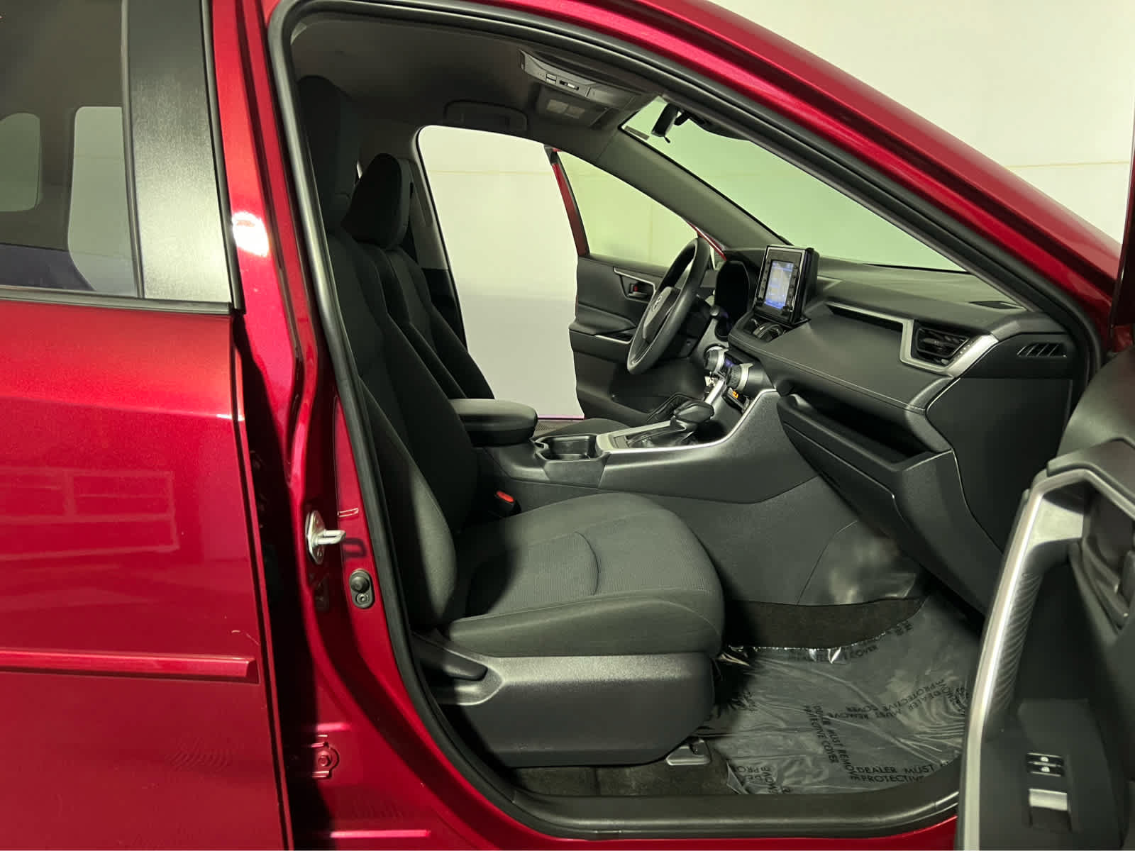 Used 2019 Toyota RAV4 LE w/ All Weather Liner Package AWD/4WD image 26