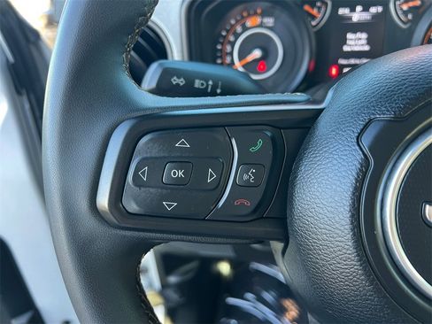 Used 2024 Jeep Wrangler Sport S image 16