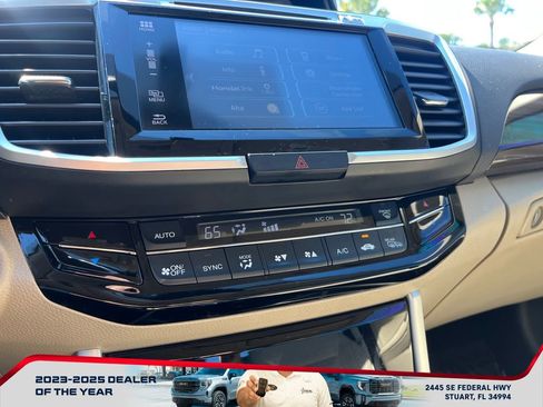 Used 2017 Honda Accord EX-L image 27