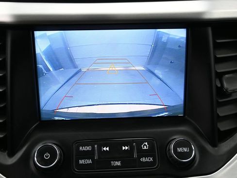 Used 2019 GMC Acadia SLT FWD image 7