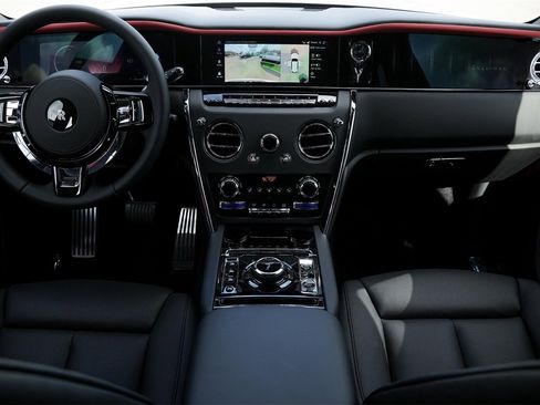 New 2026 Rolls-Royce Cullinan image 34