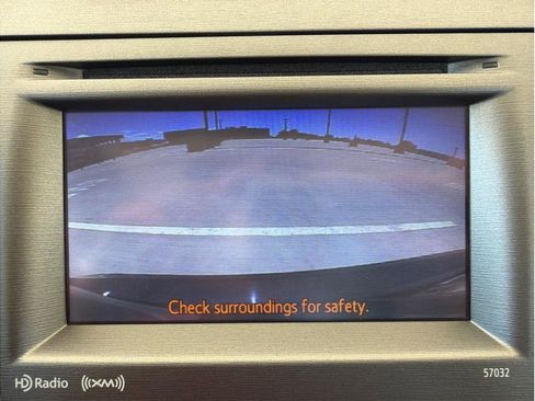 Used 2013 Toyota Prius Three w/ Solar Roof Pkg FWD image 22
