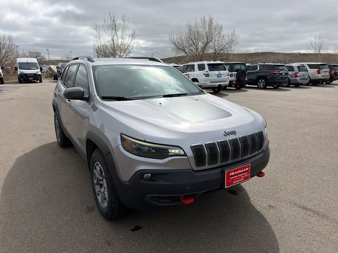 Used 2020 Jeep Cherokee Trailhawk w/ Cold Weather Group image 3
