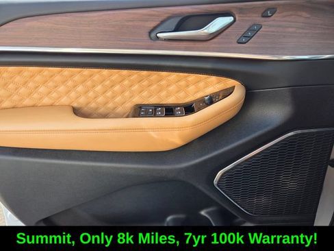 Certified 2025 Jeep Grand Cherokee Summit w/ Obsidian Package AWD/4WD image 21