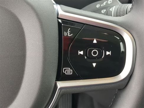 Certified 2026 Volvo XC90 B6 Plus w/ Protection Package Premier image 25