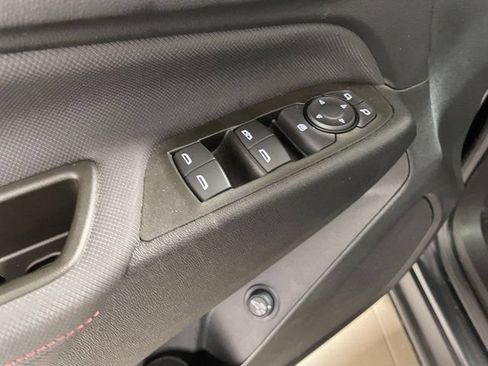 Used 2023 Chevrolet Equinox RS AWD/4WD image 20