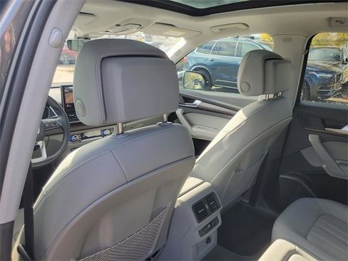 Used 2023 Audi Q5 2.0T Premium Plus w/ Premium Plus Package image 30