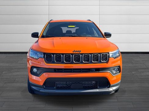 New 2026 Jeep Compass Latitude image 9