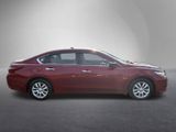 Used 2018 Nissan Altima 2.5 S w/ S Convenience Package image 2