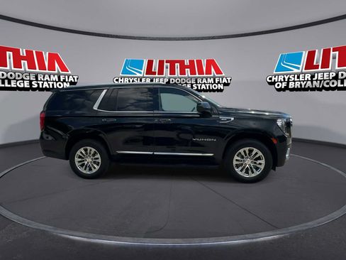 Used 2023 GMC Yukon SLT AWD/4WD image 9