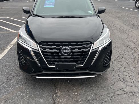 Used 2024 Nissan Kicks S image 10