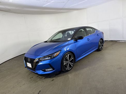 Certified 2023 Nissan Sentra SR w/ SR Premium Package image 2