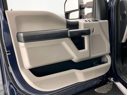 Used 2019 Ford F250 XL w/ Power Equipment Group image 19