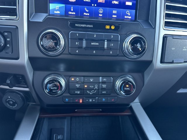 Certified 2021 Ford F250 King Ranch w/ King Ranch Ultimate Package AWD/4WD image 20