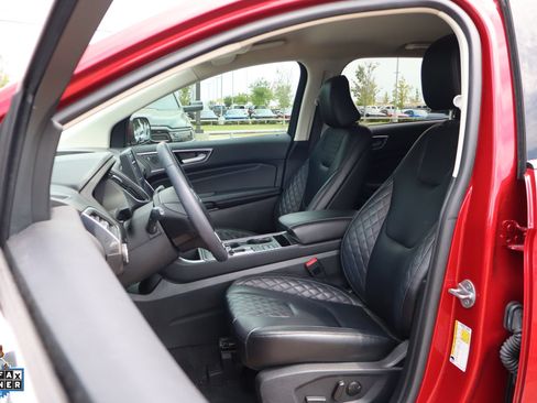 Used 2024 Ford Edge Titanium AWD/4WD image 11