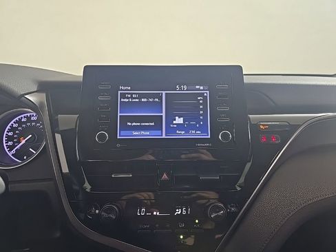 Used 2023 Toyota Camry LE image 9