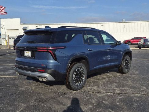 New 2026 Chevrolet Traverse Z71 w/ Enhanced Driving Package image 5