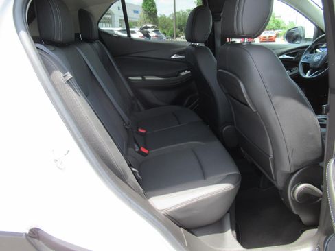 Used 2023 Buick Encore GX Preferred w/ Cold Weather Comfort Package AWD/4WD image 29