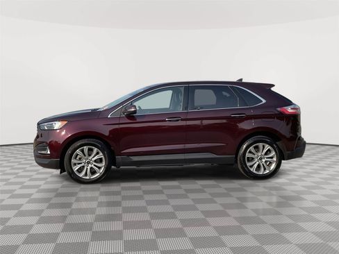 Certified 2024 Ford Edge Titanium AWD/4WD image 2