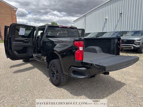 Used 2025 Chevrolet Silverado 1500 LT Trail Boss w/ LT Trail Boss Premium Package AWD/4WD image 51