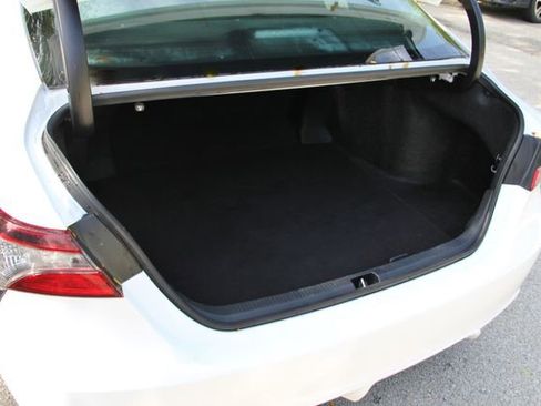 Used 2023 Toyota Camry SE image 29