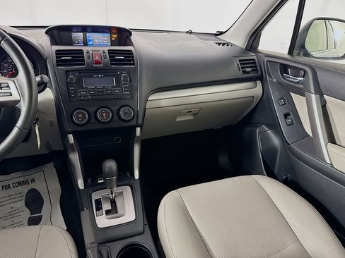 Used 2015 Subaru Forester 2.5i Limited AWD/4WD image 28