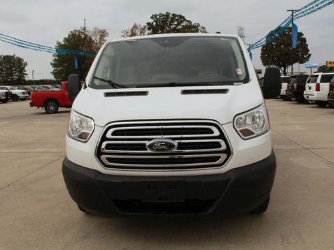 Used 2019 Ford Transit 150 XLT image 3
