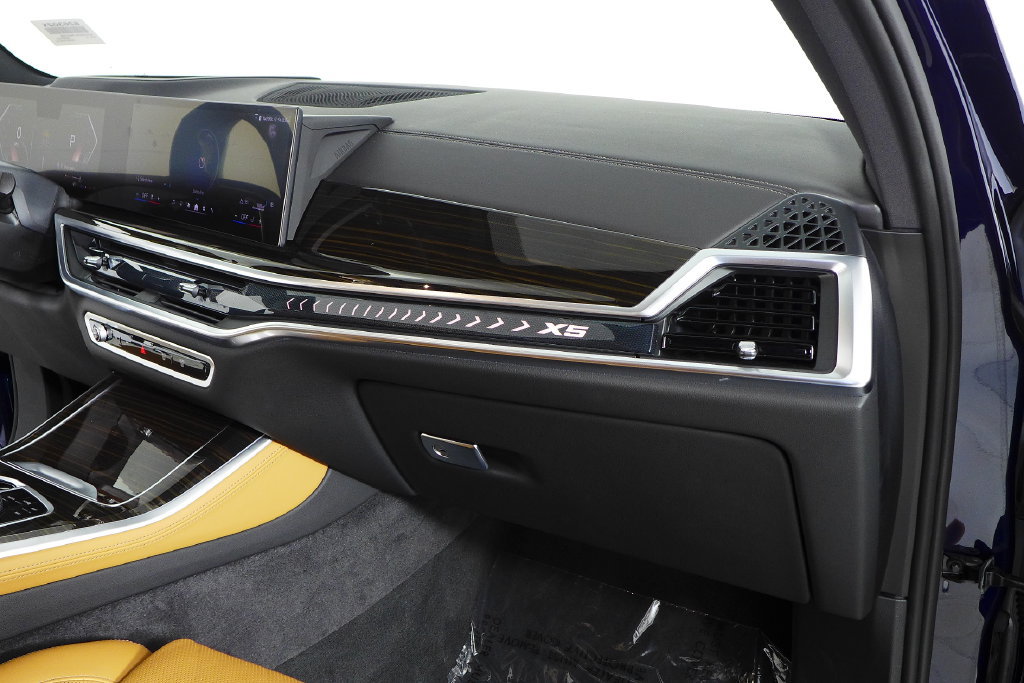 Used 2026 BMW X5 xDrive40i w/ Climate Comfort Package AWD/4WD image 14