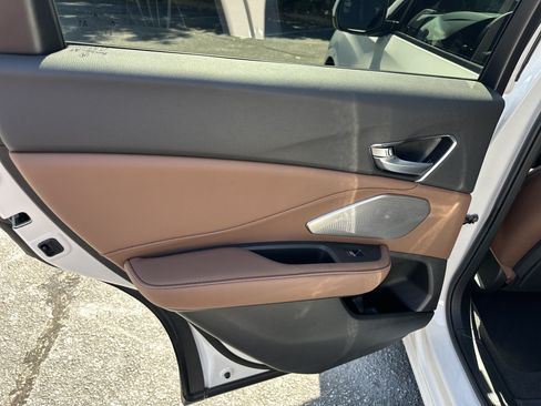 Certified 2025 Acura RDX SH-AWD w/ Advance Package image 25