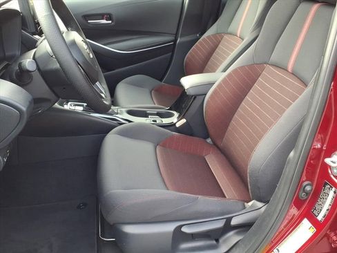 Used 2025 Toyota Corolla SE FWD image 17