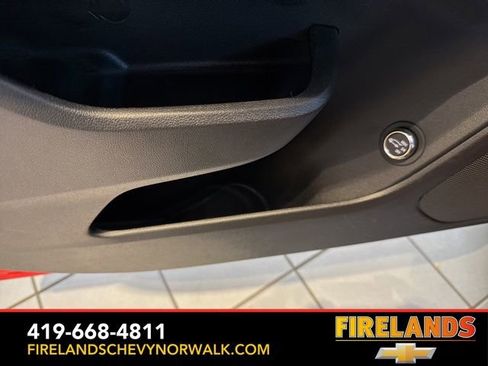 New 2025 Chevrolet Blazer LT w/ Convenience Package image 19