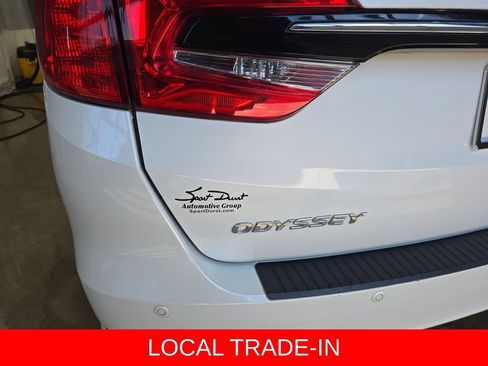 Used 2022 Honda Odyssey Elite image 36