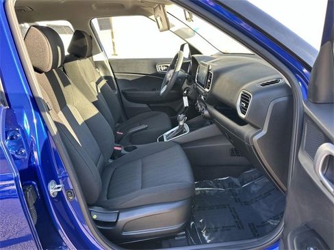 Used 2022 Hyundai Venue SE w/ Cargo Package image 24