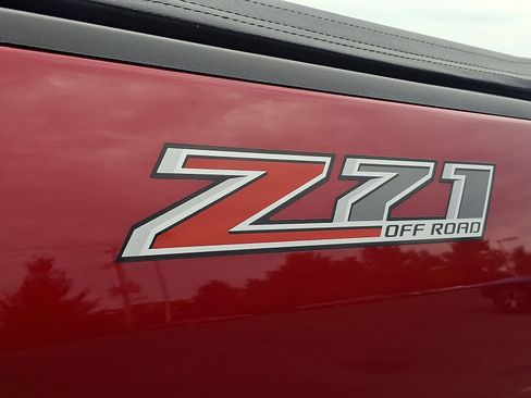 Used 2016 Chevrolet Colorado Z71 AWD/4WD image 30